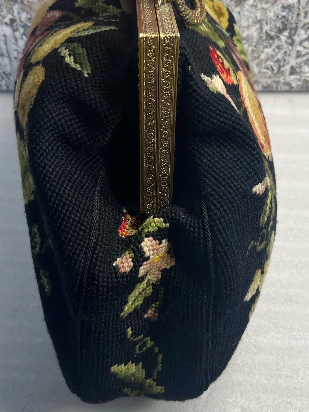 Needlepoint 50’s Kiss Lock Purse Large